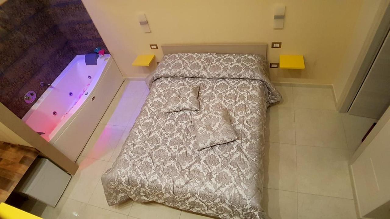 Manfredoniajacuzzi Bed & Breakfast